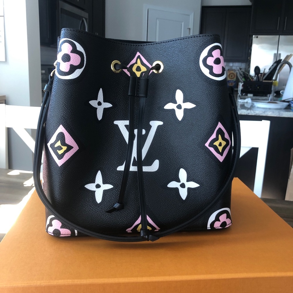 LV Brand New Neonoe wild at heart collection